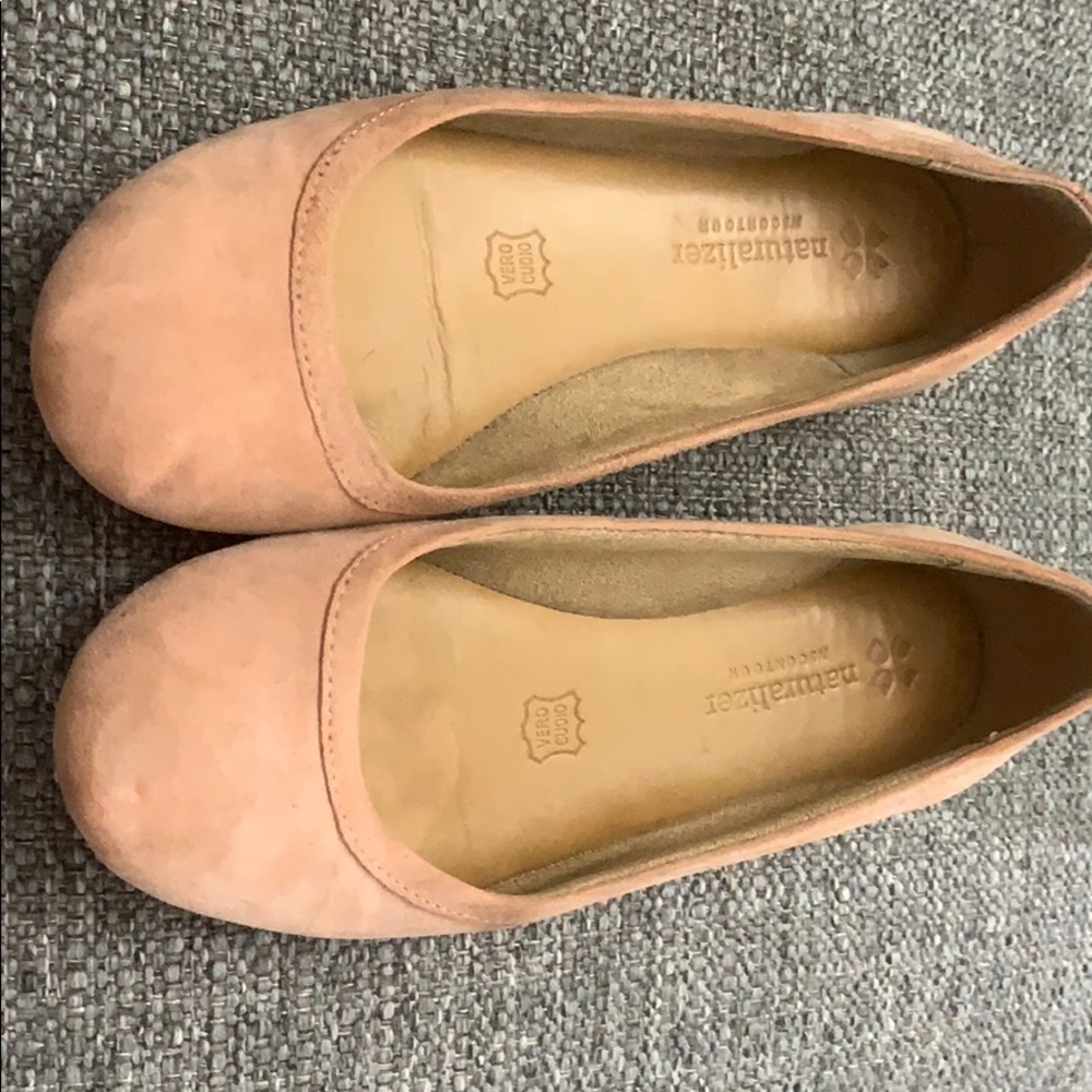 Naturalized flats - Pink Suede. Great condition.